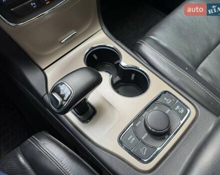 Білий Джип Grand Cherokee, об'ємом двигуна 2.99 л та пробігом 261 тис. км за 18990 $, фото 29 на Automoto.ua