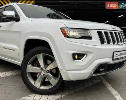 Білий Джип Grand Cherokee, об'ємом двигуна 2.99 л та пробігом 261 тис. км за 18990 $, фото 1 на Automoto.ua