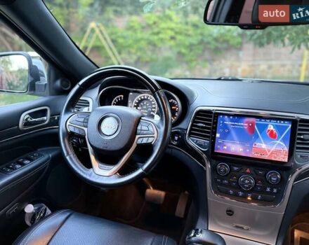 Белый Джип Гранд Чероки, объемом двигателя 3.6 л и пробегом 179 тыс. км за 18300 $, фото 4 на Automoto.ua