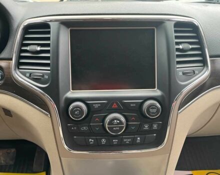 Білий Джип Grand Cherokee, об'ємом двигуна 3.6 л та пробігом 140 тис. км за 17000 $, фото 16 на Automoto.ua