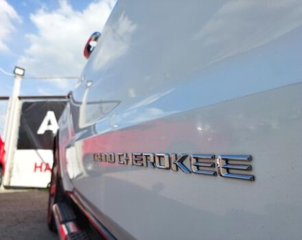 Белый Джип Гранд Чероки, объемом двигателя 3.6 л и пробегом 150 тыс. км за 21990 $, фото 12 на Automoto.ua
