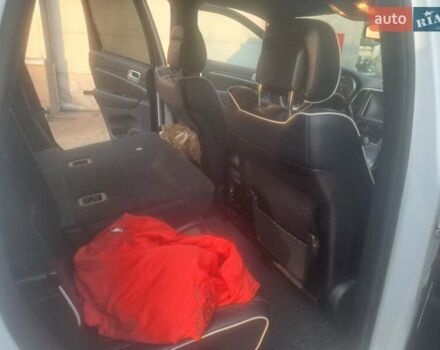 Белый Джип Гранд Чероки, объемом двигателя 2.99 л и пробегом 190 тыс. км за 19800 $, фото 3 на Automoto.ua