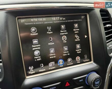 Білий Джип Grand Cherokee, об'ємом двигуна 2.99 л та пробігом 261 тис. км за 18990 $, фото 24 на Automoto.ua