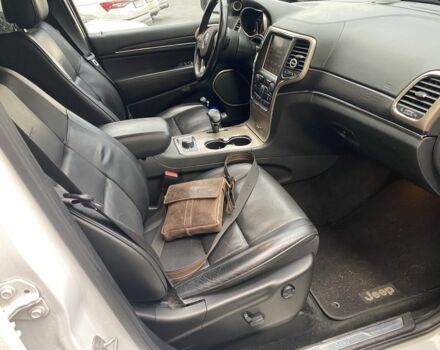 Білий Джип Grand Cherokee, об'ємом двигуна 3 л та пробігом 251 тис. км за 17000 $, фото 5 на Automoto.ua