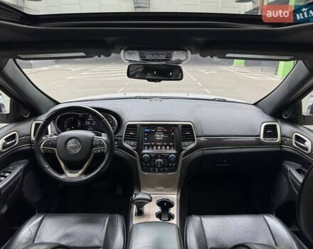 Білий Джип Grand Cherokee, об'ємом двигуна 2.99 л та пробігом 261 тис. км за 18990 $, фото 31 на Automoto.ua