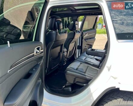 Білий Джип Grand Cherokee, об'ємом двигуна 2.99 л та пробігом 159 тис. км за 17900 $, фото 29 на Automoto.ua