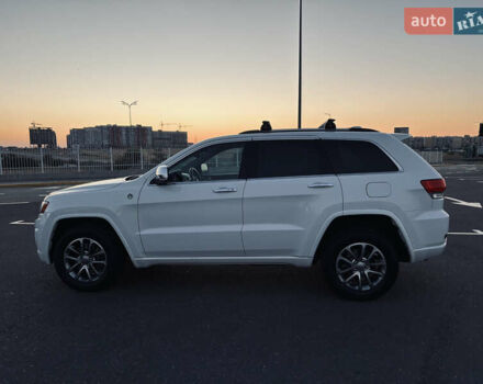 Білий Джип Grand Cherokee, об'ємом двигуна 2.99 л та пробігом 191 тис. км за 21000 $, фото 10 на Automoto.ua