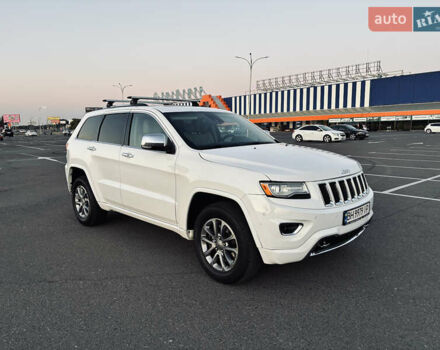 Білий Джип Grand Cherokee, об'ємом двигуна 2.99 л та пробігом 191 тис. км за 21000 $, фото 3 на Automoto.ua
