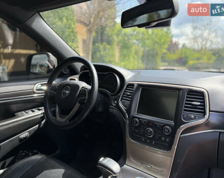 Белый Джип Гранд Чероки, объемом двигателя 2.99 л и пробегом 228 тыс. км за 19500 $, фото 4 на Automoto.ua