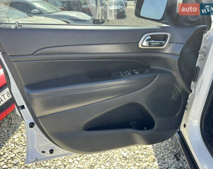 Белый Джип Гранд Чероки, объемом двигателя 3.6 л и пробегом 113 тыс. км за 19999 $, фото 15 на Automoto.ua