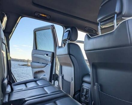 Білий Джип Grand Cherokee, об'ємом двигуна 2.99 л та пробігом 84 тис. км за 30000 $, фото 28 на Automoto.ua