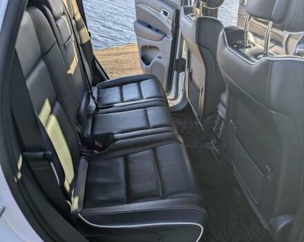 Білий Джип Grand Cherokee, об'ємом двигуна 2.99 л та пробігом 84 тис. км за 30000 $, фото 18 на Automoto.ua