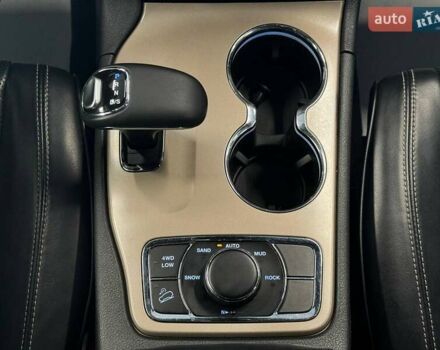 Білий Джип Grand Cherokee, об'ємом двигуна 2.99 л та пробігом 175 тис. км за 22990 $, фото 31 на Automoto.ua
