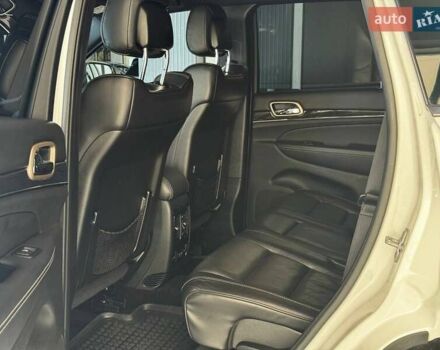Білий Джип Grand Cherokee, об'ємом двигуна 2.99 л та пробігом 175 тис. км за 22990 $, фото 23 на Automoto.ua
