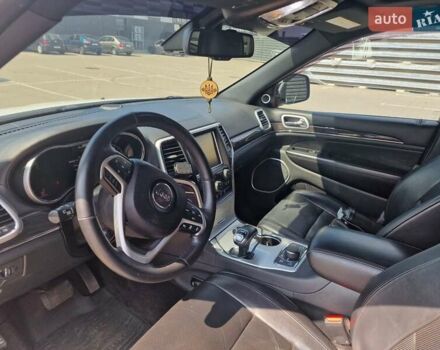 Білий Джип Grand Cherokee, об'ємом двигуна 2.99 л та пробігом 160 тис. км за 25000 $, фото 19 на Automoto.ua