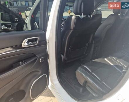 Білий Джип Grand Cherokee, об'ємом двигуна 2.99 л та пробігом 160 тис. км за 25000 $, фото 21 на Automoto.ua