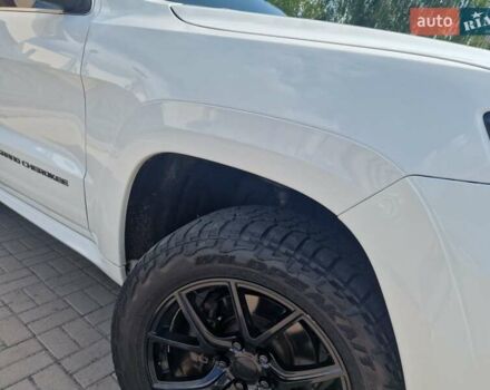 Білий Джип Grand Cherokee, об'ємом двигуна 2.99 л та пробігом 160 тис. км за 25000 $, фото 9 на Automoto.ua