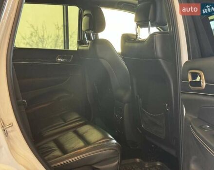 Білий Джип Grand Cherokee, об'ємом двигуна 2.99 л та пробігом 175 тис. км за 22990 $, фото 27 на Automoto.ua