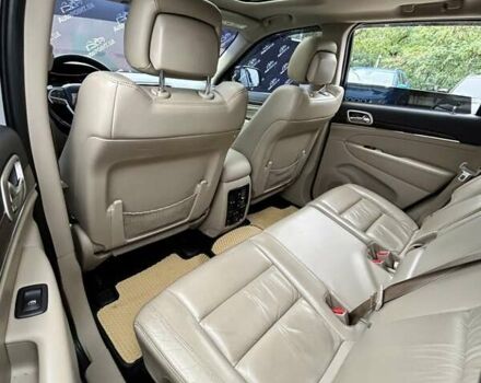 Білий Джип Grand Cherokee, об'ємом двигуна 3.6 л та пробігом 238 тис. км за 17000 $, фото 24 на Automoto.ua