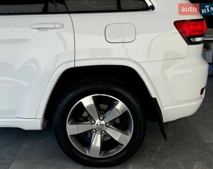 Білий Джип Grand Cherokee, об'ємом двигуна 2.99 л та пробігом 175 тис. км за 22990 $, фото 5 на Automoto.ua