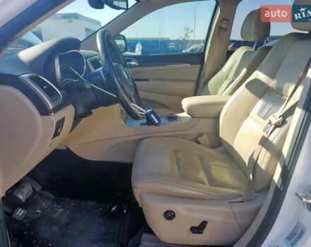 Джип Гранд Чероки 2015 в Киеве на Automoto.ua Белый Джип Гранд Чероки, объемом двигателя 3.6 л и пробегом 128 тыс. км за 2700 $, фото 6 на Automoto.ua