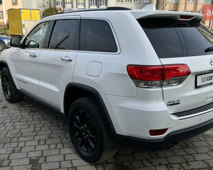Белый Джип Гранд Чероки, объемом двигателя 2.99 л и пробегом 142 тыс. км за 25000 $, фото 3 на Automoto.ua