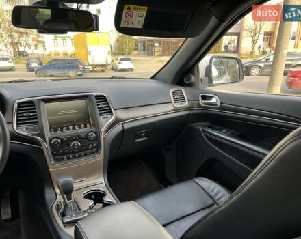 Белый Джип Гранд Чероки, объемом двигателя 2.99 л и пробегом 142 тыс. км за 25000 $, фото 39 на Automoto.ua