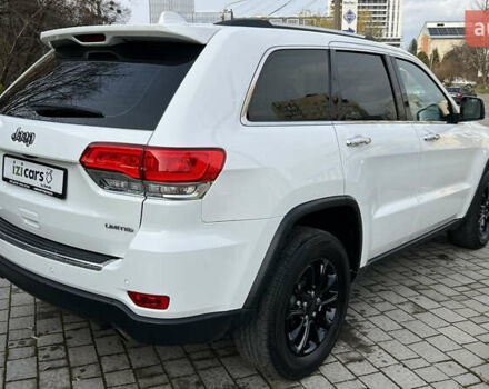 Белый Джип Гранд Чероки, объемом двигателя 2.99 л и пробегом 142 тыс. км за 25000 $, фото 5 на Automoto.ua