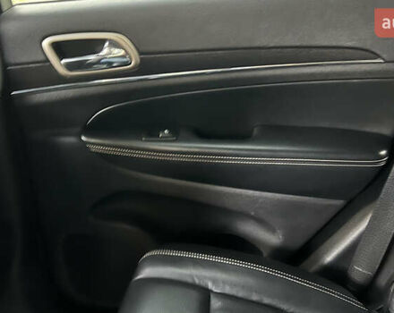 Белый Джип Гранд Чероки, объемом двигателя 2.99 л и пробегом 142 тыс. км за 25000 $, фото 44 на Automoto.ua