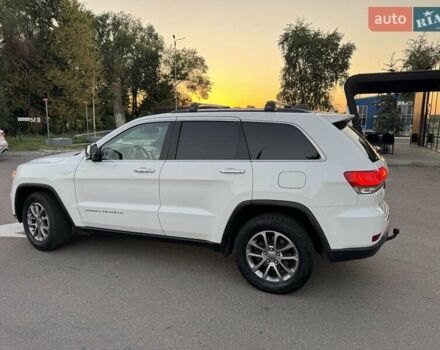 Джип Гранд Чероки 2016 в Черкассах на Automoto.ua Белый Джип Гранд Чероки, объемом двигателя 3.6 л и пробегом 164 тыс. км за 19600 $, фото 19 на Automoto.ua
