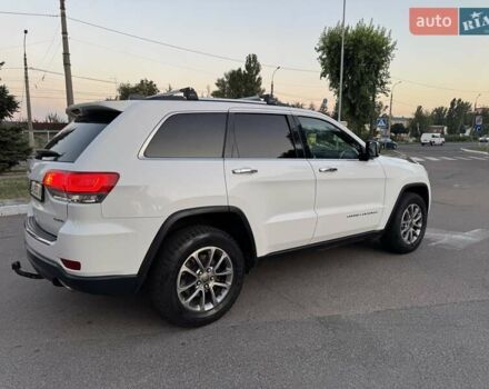 Джип Гранд Чероки 2016 в Черкассах на Automoto.ua Белый Джип Гранд Чероки, объемом двигателя 3.6 л и пробегом 164 тыс. км за 19600 $, фото 21 на Automoto.ua