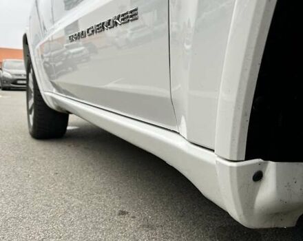 Белый Джип Гранд Чероки, объемом двигателя 3 л и пробегом 155 тыс. км за 22500 $, фото 60 на Automoto.ua