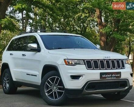 Джип Гранд Чероки 2016 в Николаеве на Automoto.ua Белый Джип Гранд Чероки, объемом двигателя 3.6 л и пробегом 100 тыс. км за 24490 $, фото 4 на Automoto.ua