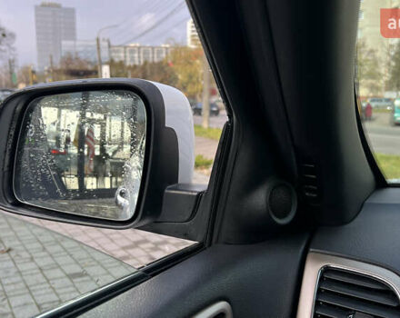 Белый Джип Гранд Чероки, объемом двигателя 2.99 л и пробегом 142 тыс. км за 25000 $, фото 23 на Automoto.ua