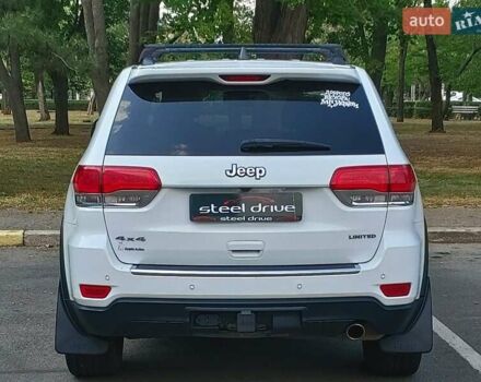Джип Гранд Чероки 2016 в Николаеве на Automoto.ua Белый Джип Гранд Чероки, объемом двигателя 3.6 л и пробегом 100 тыс. км за 24490 $, фото 11 на Automoto.ua
