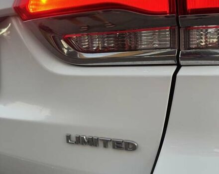 Джип Гранд Чероки 2016 в Черкассах на Automoto.ua Белый Джип Гранд Чероки, объемом двигателя 3.6 л и пробегом 164 тыс. км за 19600 $, фото 28 на Automoto.ua