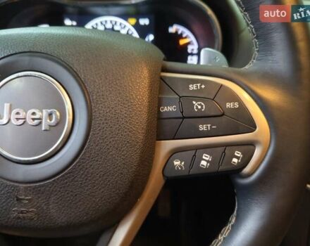 Белый Джип Гранд Чероки, объемом двигателя 3 л и пробегом 107 тыс. км за 24500 $, фото 27 на Automoto.ua