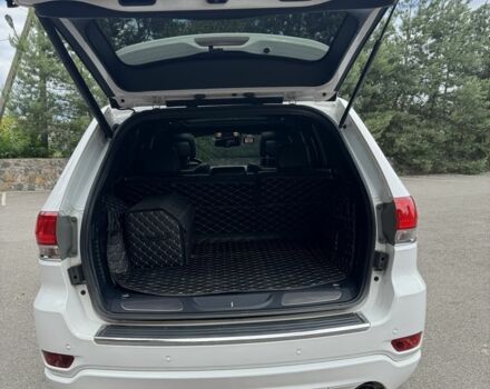 Білий Джип Grand Cherokee, об'ємом двигуна 3 л та пробігом 180 тис. км за 23500 $, фото 6 на Automoto.ua