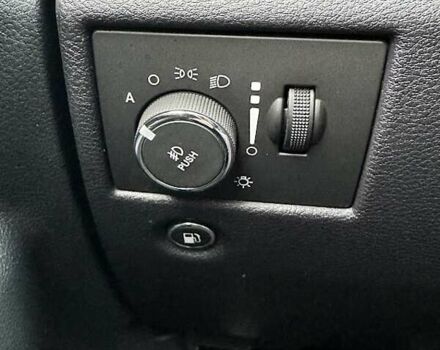 Белый Джип Гранд Чероки, объемом двигателя 3 л и пробегом 155 тыс. км за 22500 $, фото 13 на Automoto.ua