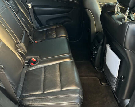 Джип Гранд Чероки 2016 в Львове на Automoto.ua Белый Джип Гранд Чероки, объемом двигателя 3.61 л и пробегом 50 тыс. км за 23800 $, фото 19 на Automoto.ua