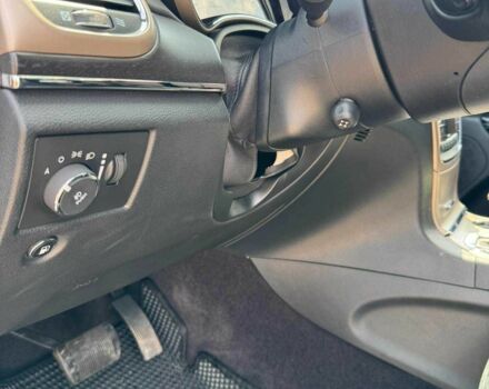 Белый Джип Гранд Чероки, объемом двигателя 3.6 л и пробегом 164 тыс. км за 20000 $, фото 17 на Automoto.ua