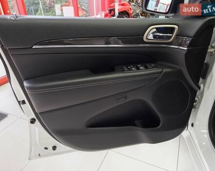 Белый Джип Гранд Чероки, объемом двигателя 3 л и пробегом 107 тыс. км за 24500 $, фото 17 на Automoto.ua