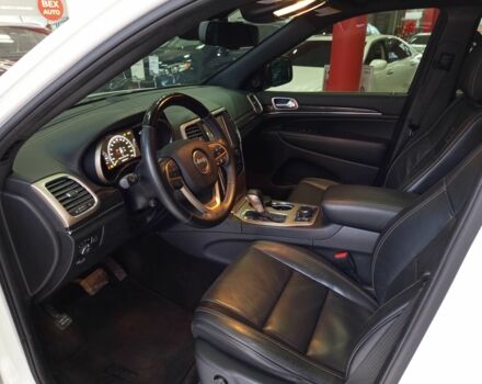Білий Джип Grand Cherokee, об'ємом двигуна 3 л та пробігом 107 тис. км за 24500 $, фото 15 на Automoto.ua