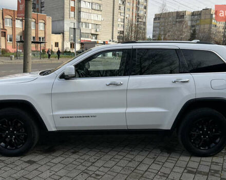 Белый Джип Гранд Чероки, объемом двигателя 2.99 л и пробегом 142 тыс. км за 25000 $, фото 6 на Automoto.ua