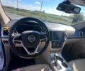 Белый Джип Гранд Чероки, объемом двигателя 2.99 л и пробегом 190 тыс. км за 20000 $, фото 19 на Automoto.ua