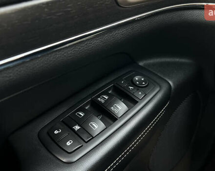 Белый Джип Гранд Чероки, объемом двигателя 2.99 л и пробегом 142 тыс. км за 25000 $, фото 22 на Automoto.ua