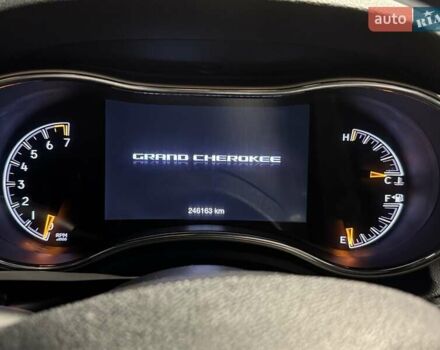 Джип Grand Cherokee 2016 у Києві на Automoto.ua Білий Джип Grand Cherokee, об'ємом двигуна 3.6 л та пробігом 246 тис. км за 20499 $, фото 24 на Automoto.ua
