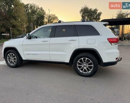 Джип Гранд Чероки 2016 в Черкассах на Automoto.ua Белый Джип Гранд Чероки, объемом двигателя 3.6 л и пробегом 164 тыс. км за 19600 $, фото 2 на Automoto.ua