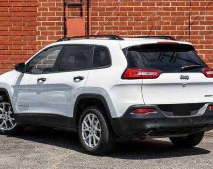 Білий Джип Grand Cherokee, об'ємом двигуна 2.4 л та пробігом 65 тис. км за 1900 $, фото 1 на Automoto.ua