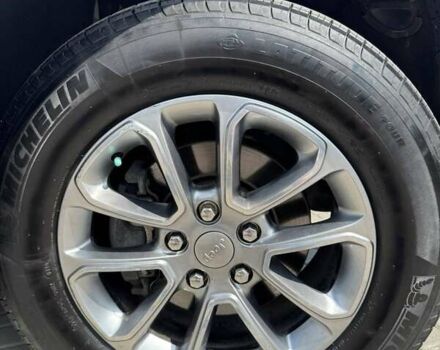 Белый Джип Гранд Чероки, объемом двигателя 3.6 л и пробегом 164 тыс. км за 20000 $, фото 9 на Automoto.ua